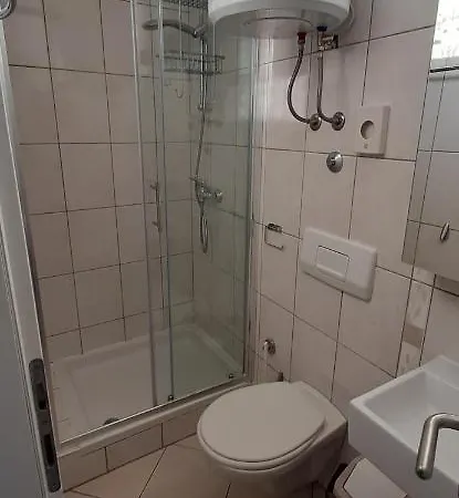 Rajski Dvor 1 Apartment *