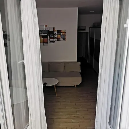 Rajski Dvor 1