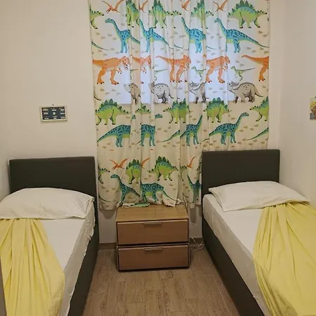 Rajski Dvor 1 Apartment Bol