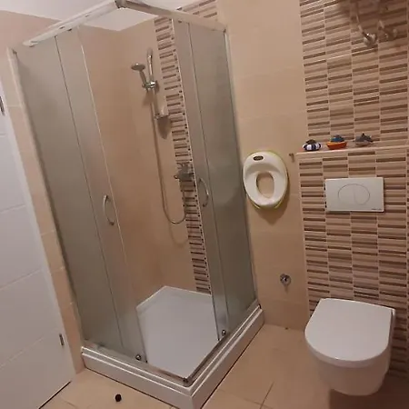 Rajski Dvor 1 * 波尔