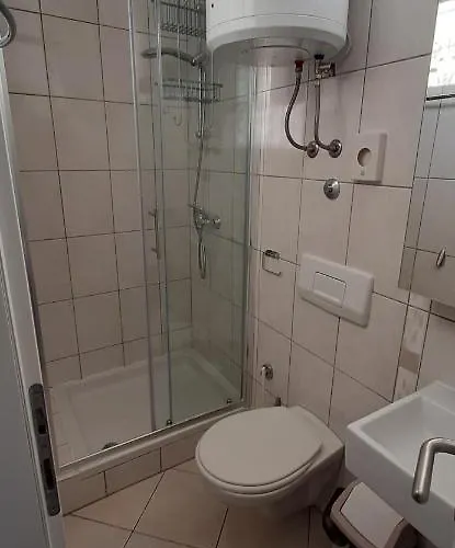 Rajski Dvor 1 Apartman *