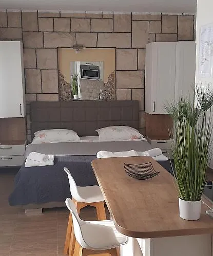 Apartman Rajski Dvor 1