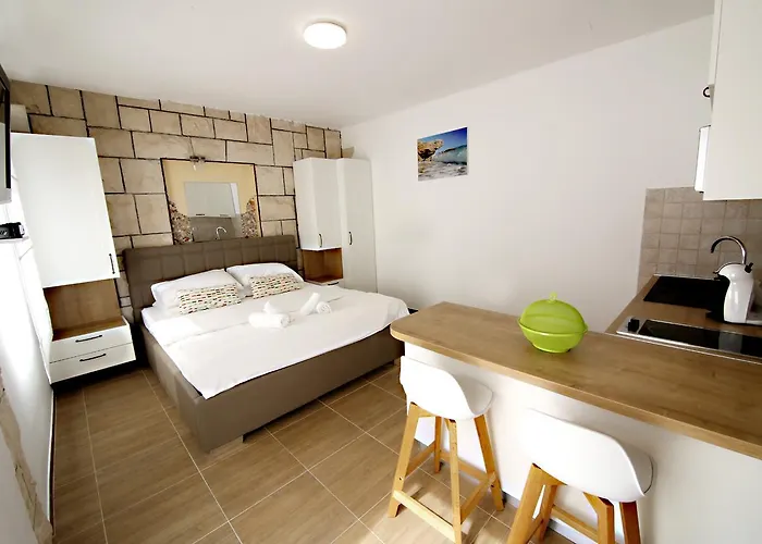 Rajski Dvor 1 Apartman Bol